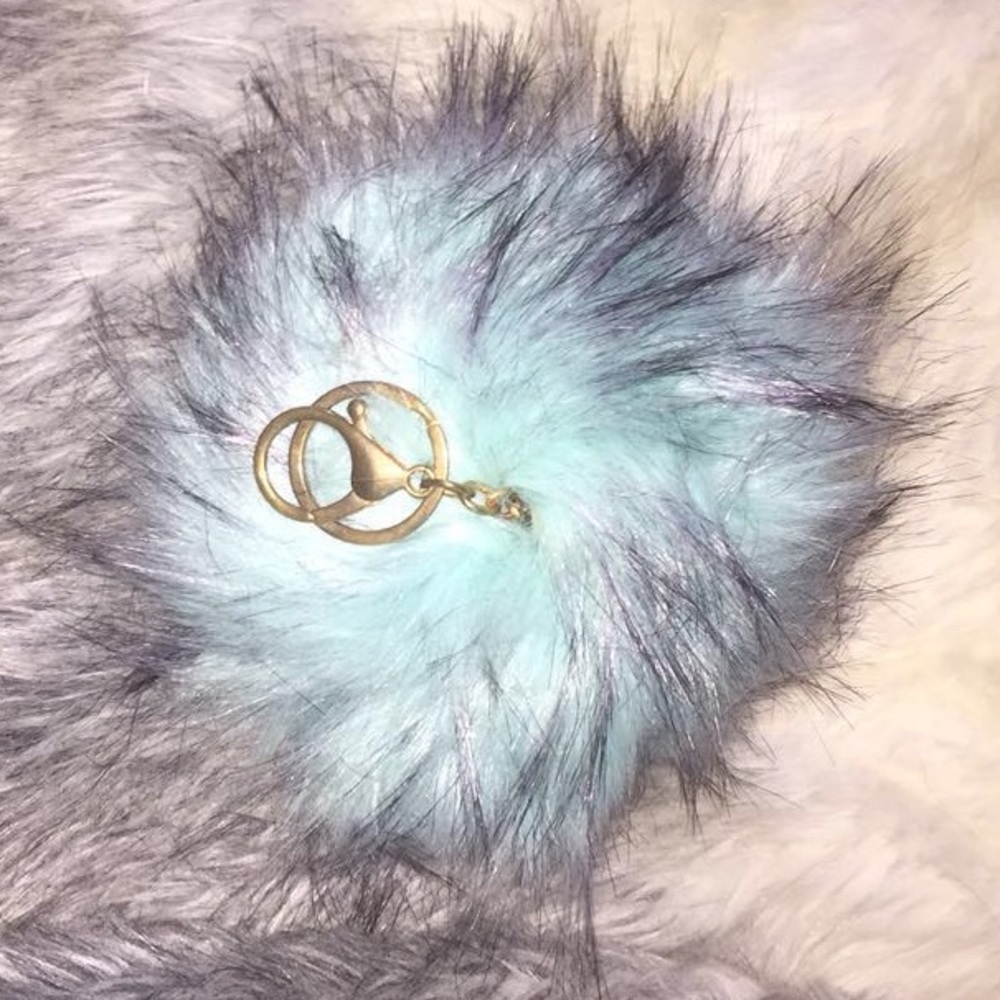 Big Pom Pom keychain